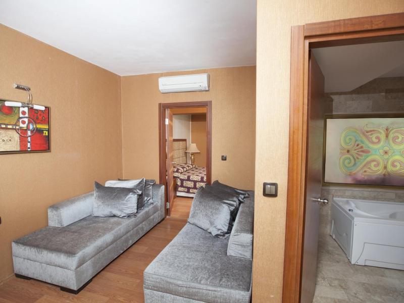 Laur Hotels Experience & Elegance