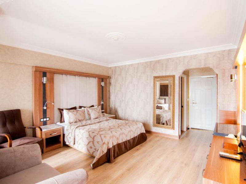 Laur Hotels Experience & Elegance