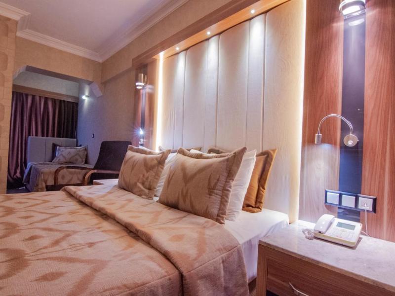 Laur Hotels Experience & Elegance