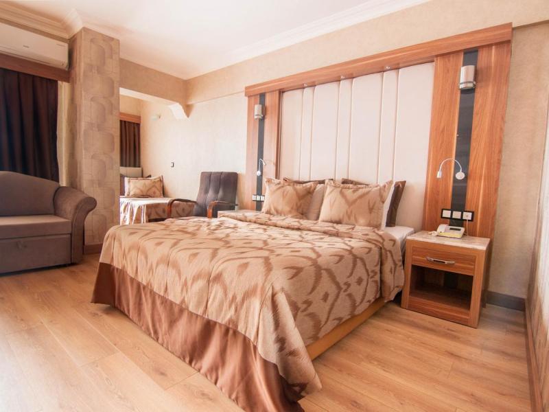 Laur Hotels Experience & Elegance