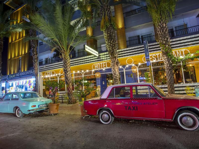 Anjeliq Downtown Hotel