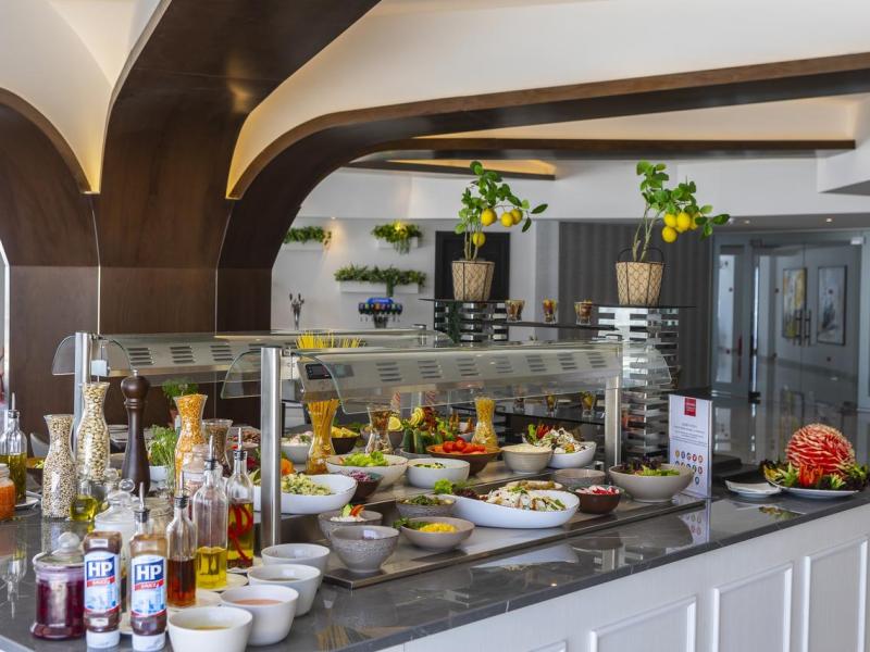 Leonardo Crystal Cove Hotel & Spa by the sea