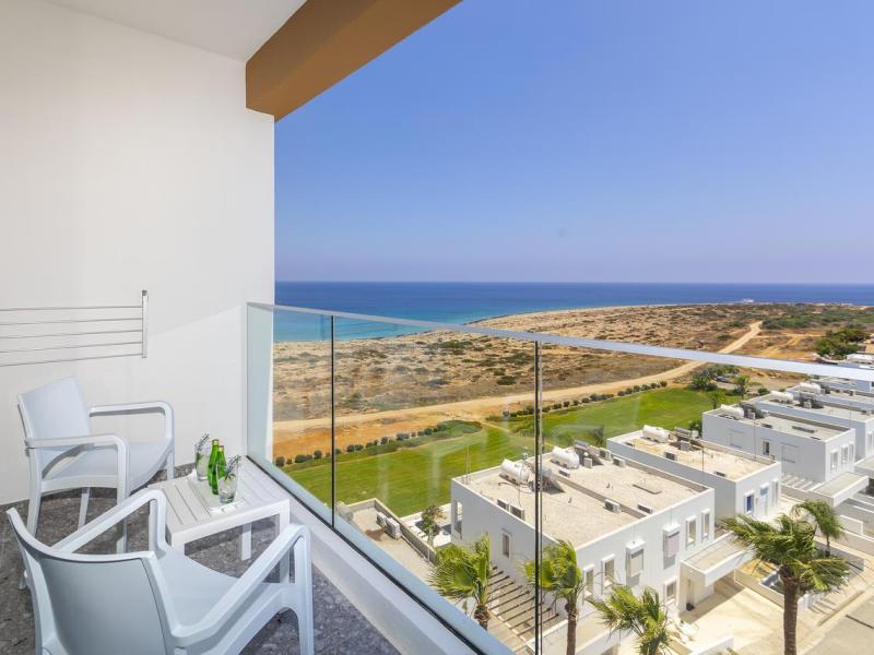 Leonardo Crystal Cove Hotel & Spa by the sea