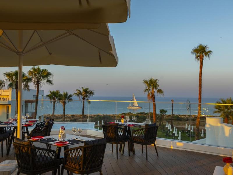 Leonardo Crystal Cove Hotel & Spa by the sea