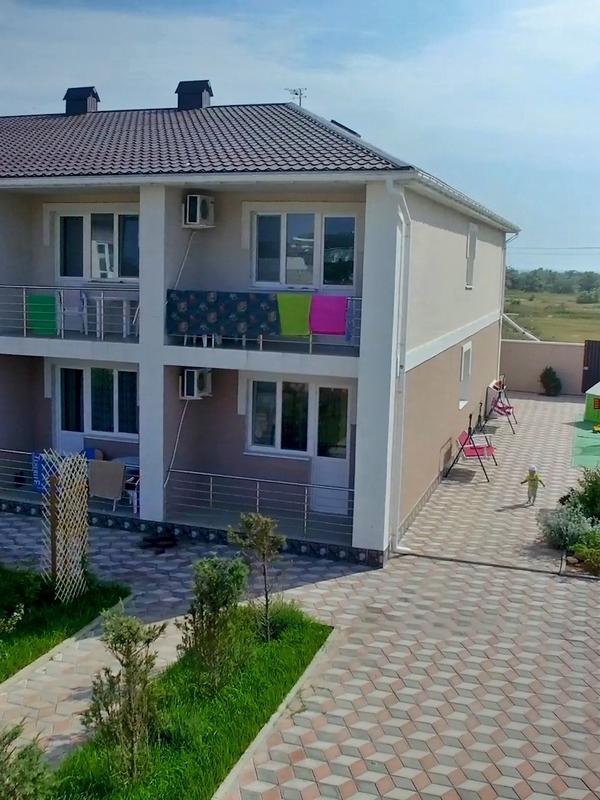 Лазурный Берег гостевой дом