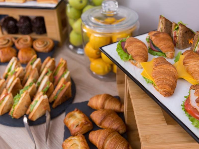 Hampton by Hilton Astana Triumphal Arch