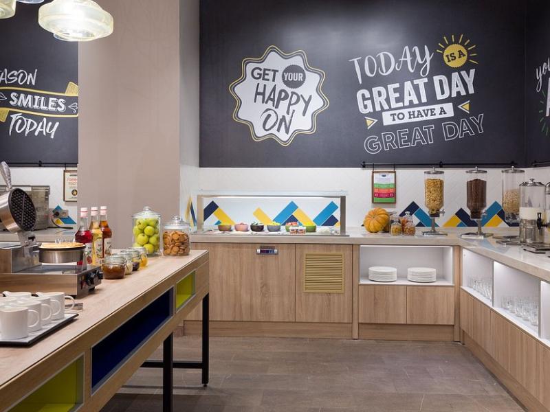 Hampton by Hilton Astana Triumphal Arch