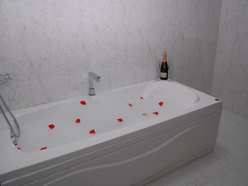 Agsaray Deluxe Hotel