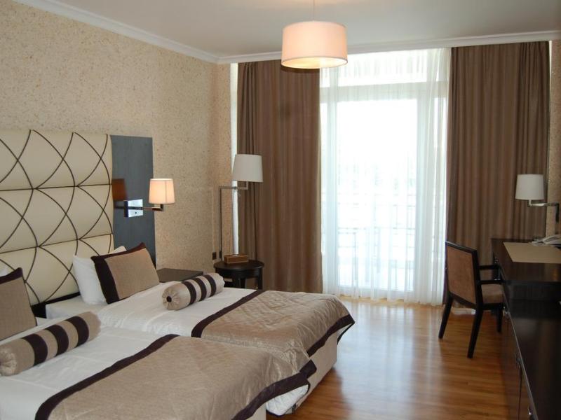 Agsaray Deluxe Hotel