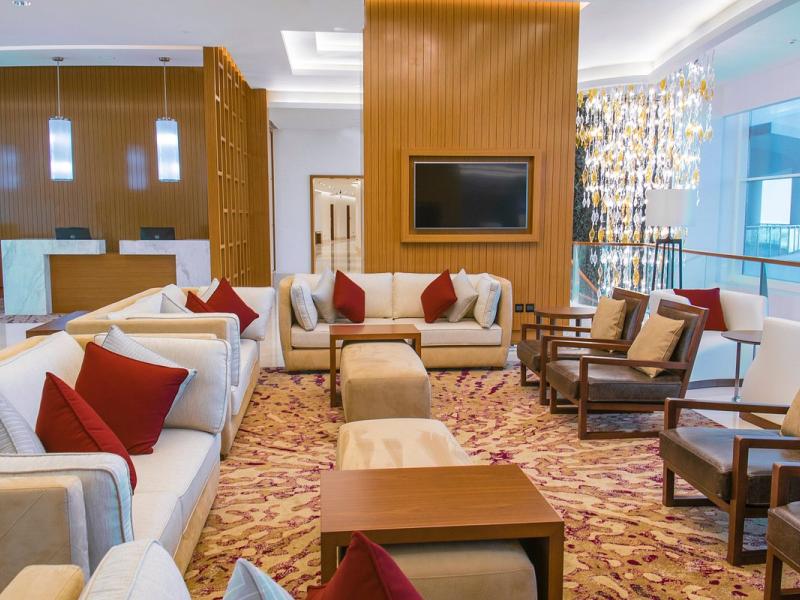 Crowne Plaza Muscat OCEC