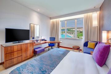 Отель Crowne Plaza Muscat OCEC Оман, Маскат, фото 20