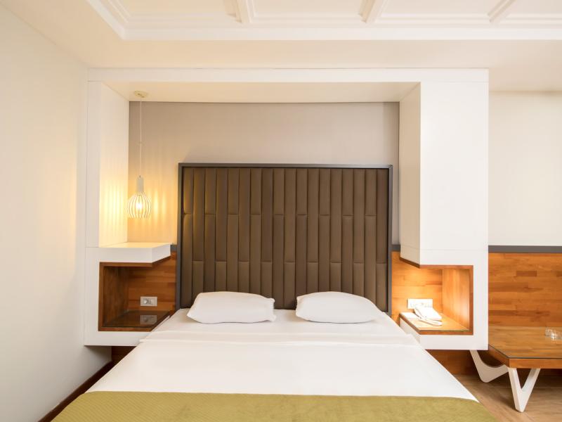 Crystal Waterworld Park Resort & Spa