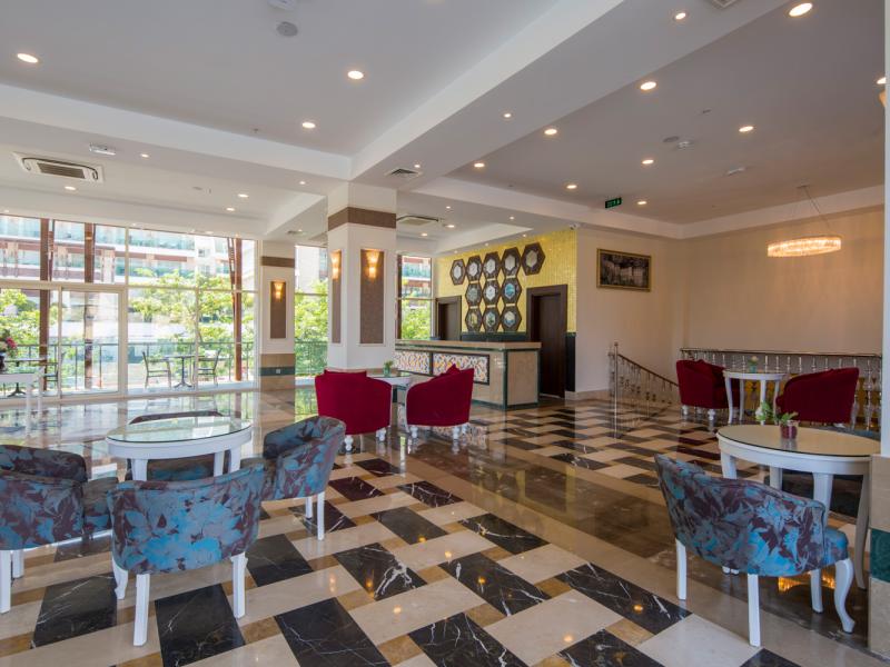 Crystal Waterworld Park Resort & Spa