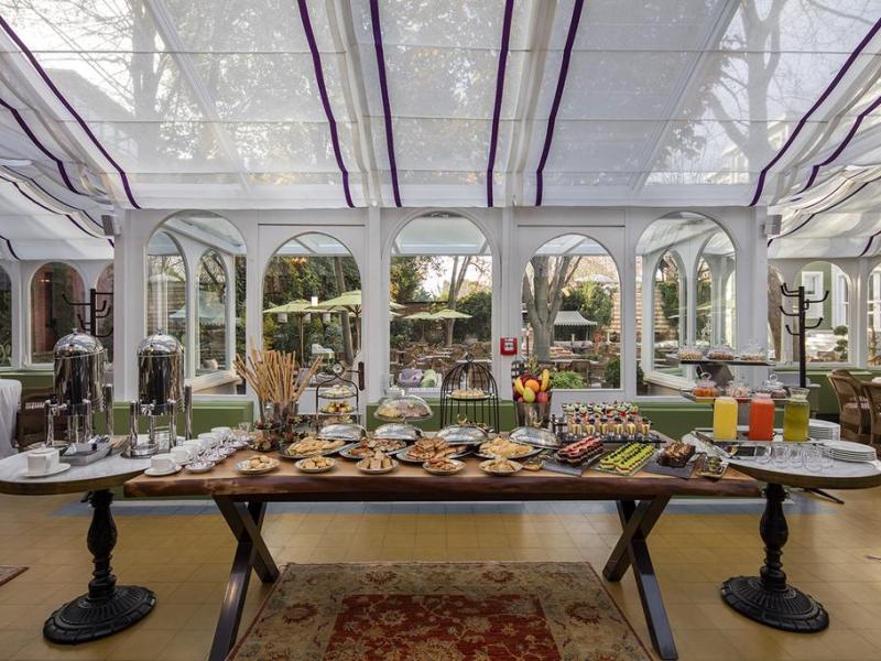 Hagia Sofia Mansions Istanbul, Curio Collection by Hilton