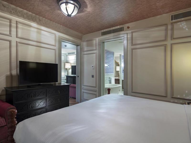 Hagia Sofia Mansions Istanbul, Curio Collection by Hilton