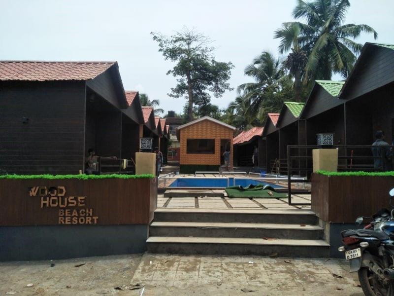 Wood House Beach Resort