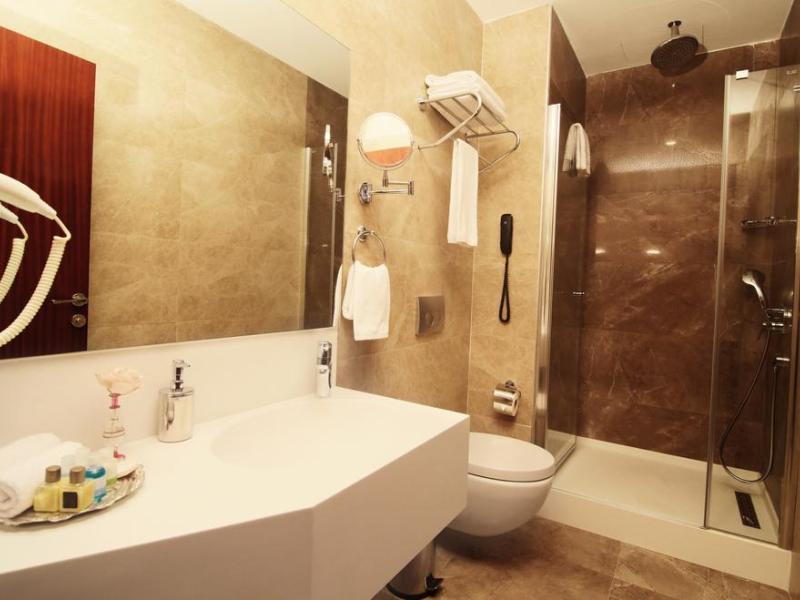 Park By Clover Hotel