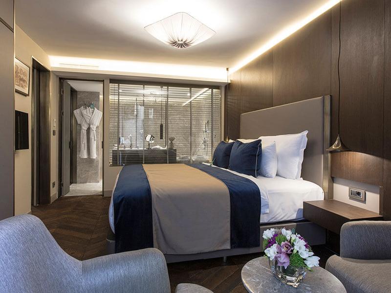 Noble22 Suites