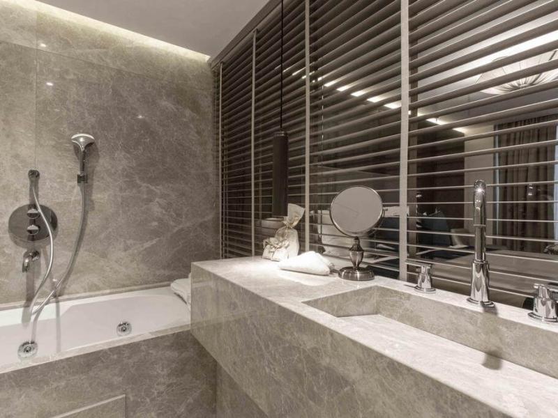 Noble22 Suites