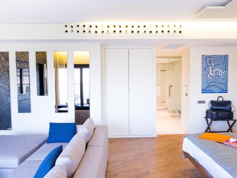 Maroon Hotel Pera