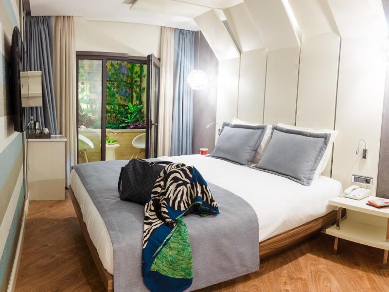Maroon Hotel Pera