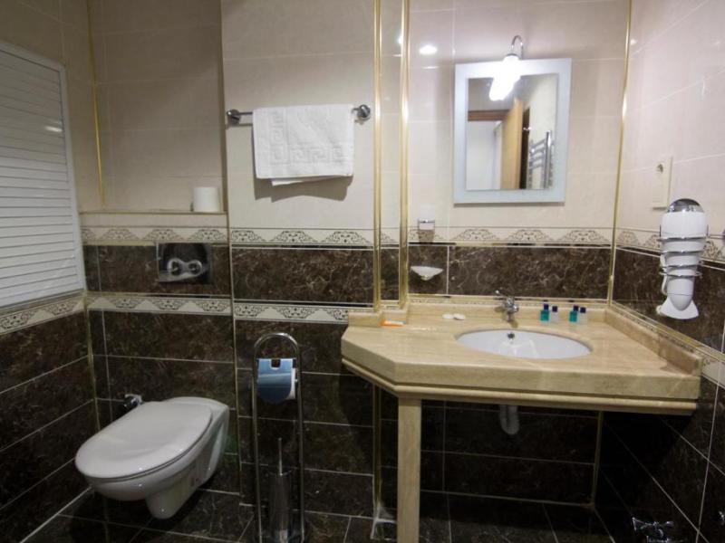 Reyyan Hotel