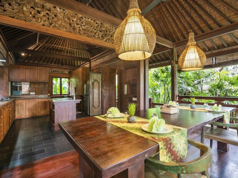 ARYASWARA VILLA UBUD