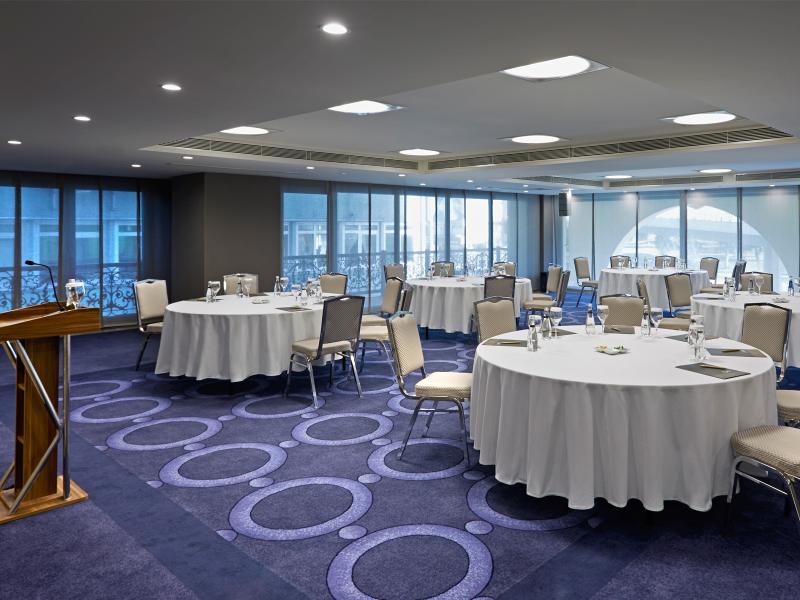 DoubleTree by Hilton Istanbul Gayrettepe
