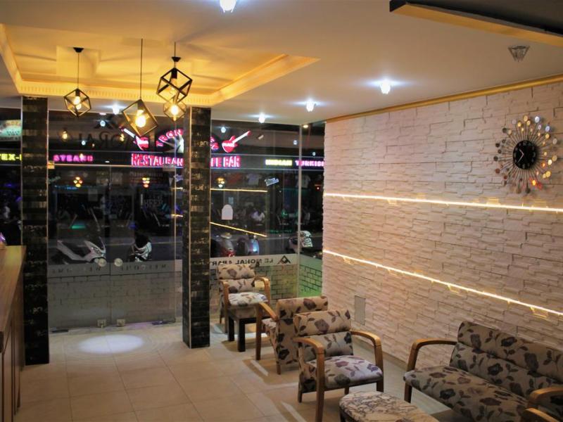 Le Moral Apart Hotel