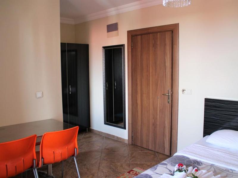 Le Moral Apart Hotel