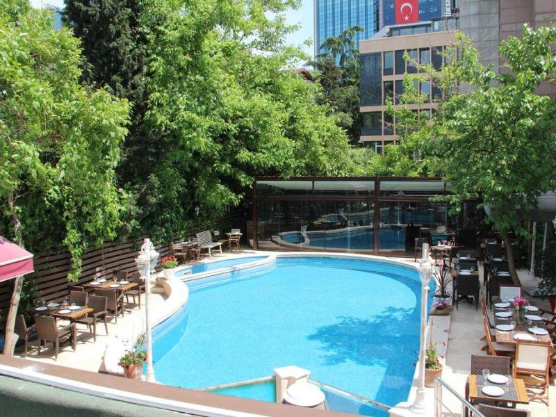 La Villa Blanche Hotel 