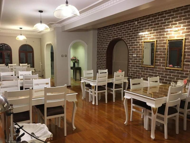 La Villa Blanche Hotel 