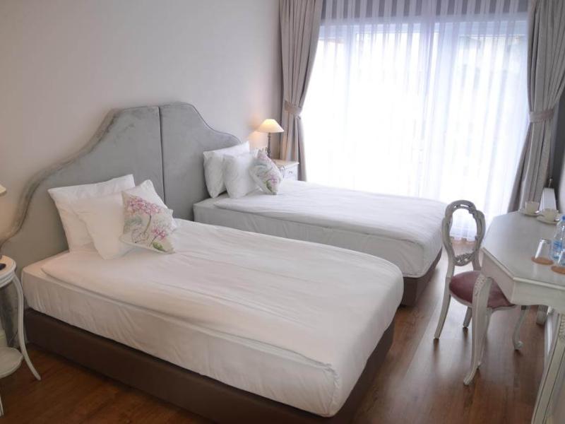 La Villa Blanche Hotel 