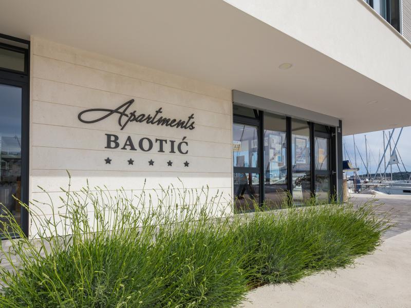 Baotic Apartments