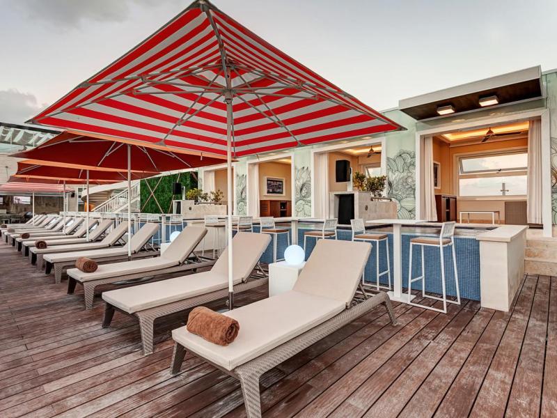 Royalton CHIC Suites Cancun Resort & Spa