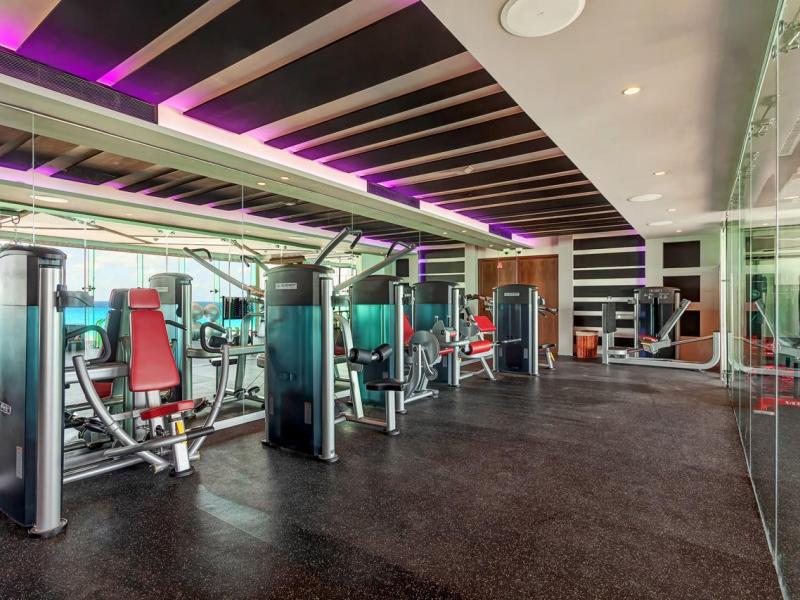Royalton CHIC Suites Cancun Resort & Spa
