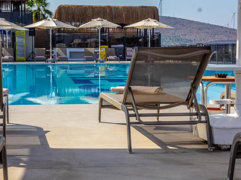 The Nowness Luxury Hotel & Spa