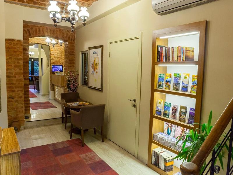 Fide Hotel