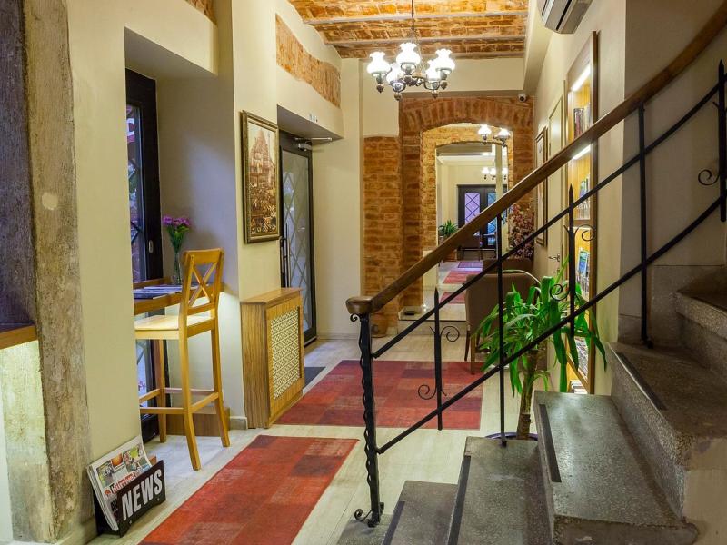 Fide Hotel