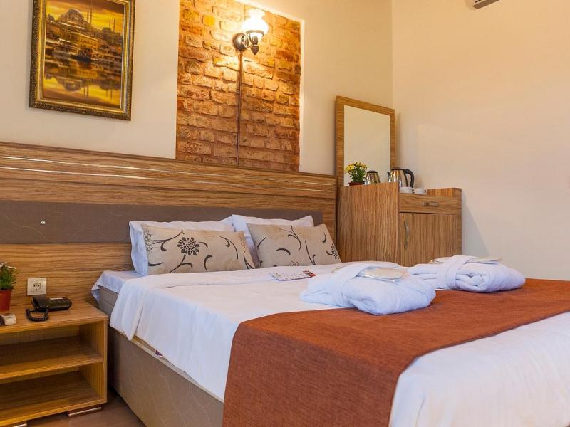 Fide Hotel
