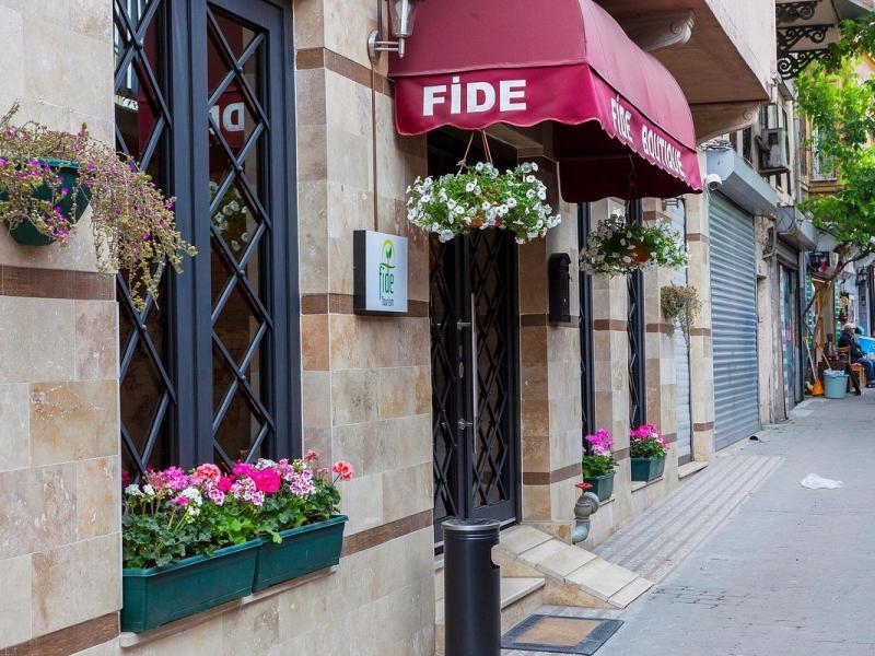 Fide Hotel