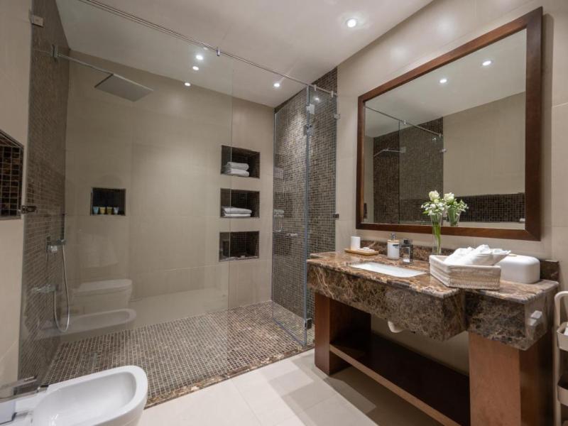 Regency Sealine Camp