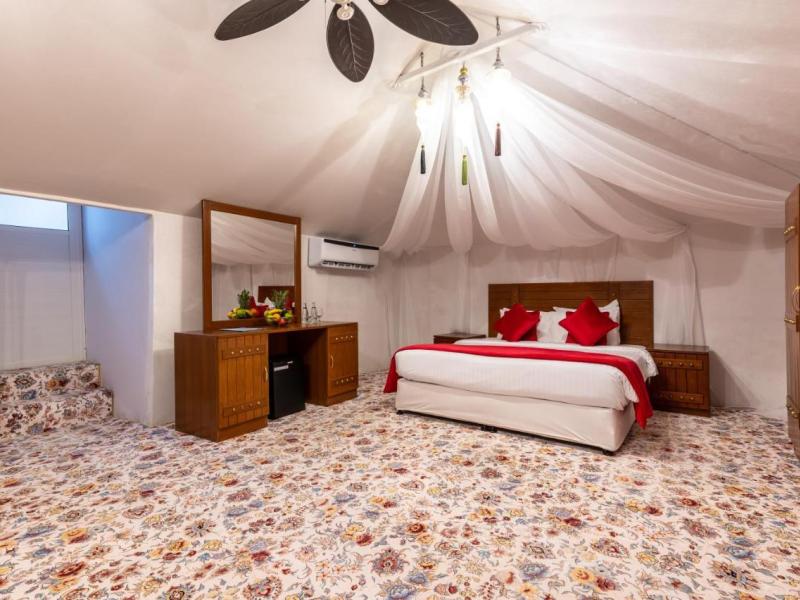 Regency Sealine Camp