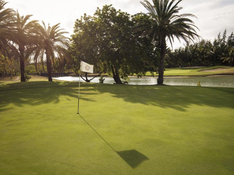 Dinarobin Beachcomber Golf Resort & Spa