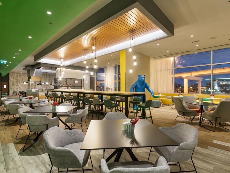 Studio M Arabian Plaza Hotel & Hotel Apartments