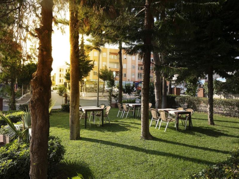 Dinc Hotel Lara