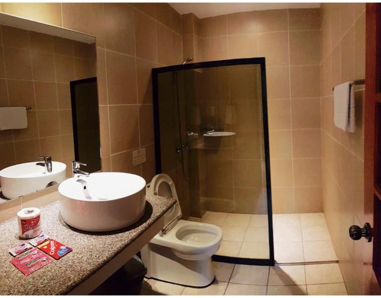 Alona Northland Resort