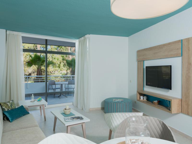 Gara Suites Golf & Spa