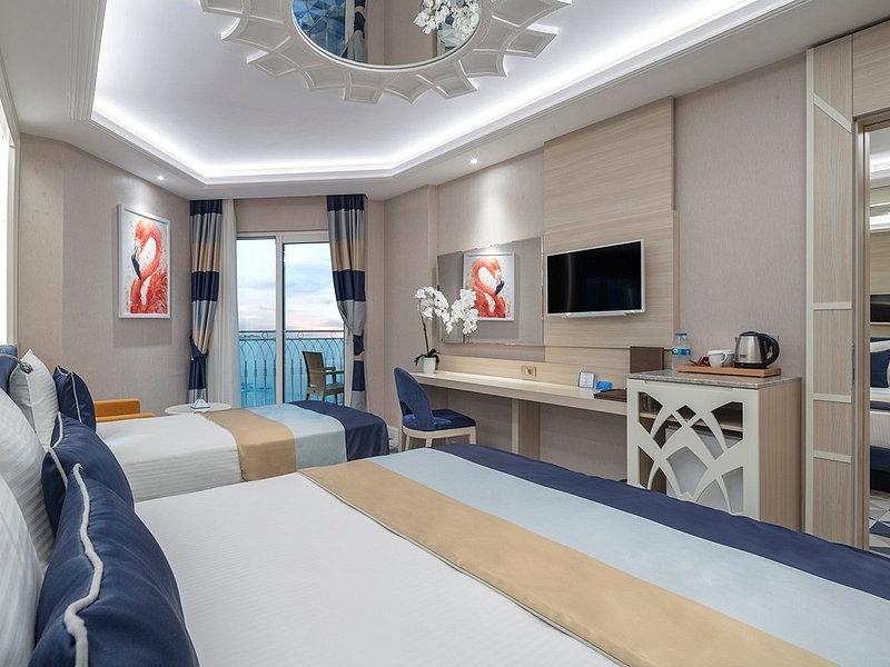 Granada Luxury Beach