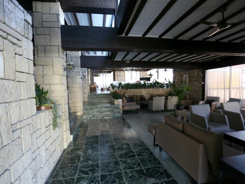 Dionysos Central Hotel